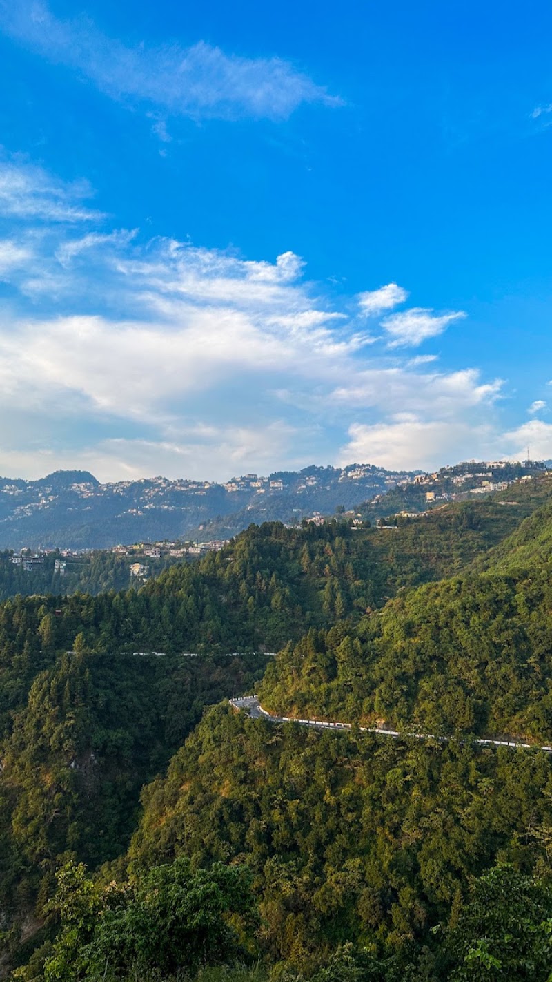 Jharipani Scenic point - Jharipani Scenic point C3JP+25M, Jharipani Rd, Jharipani, Mussoorie, Uttarakhand 248179, India