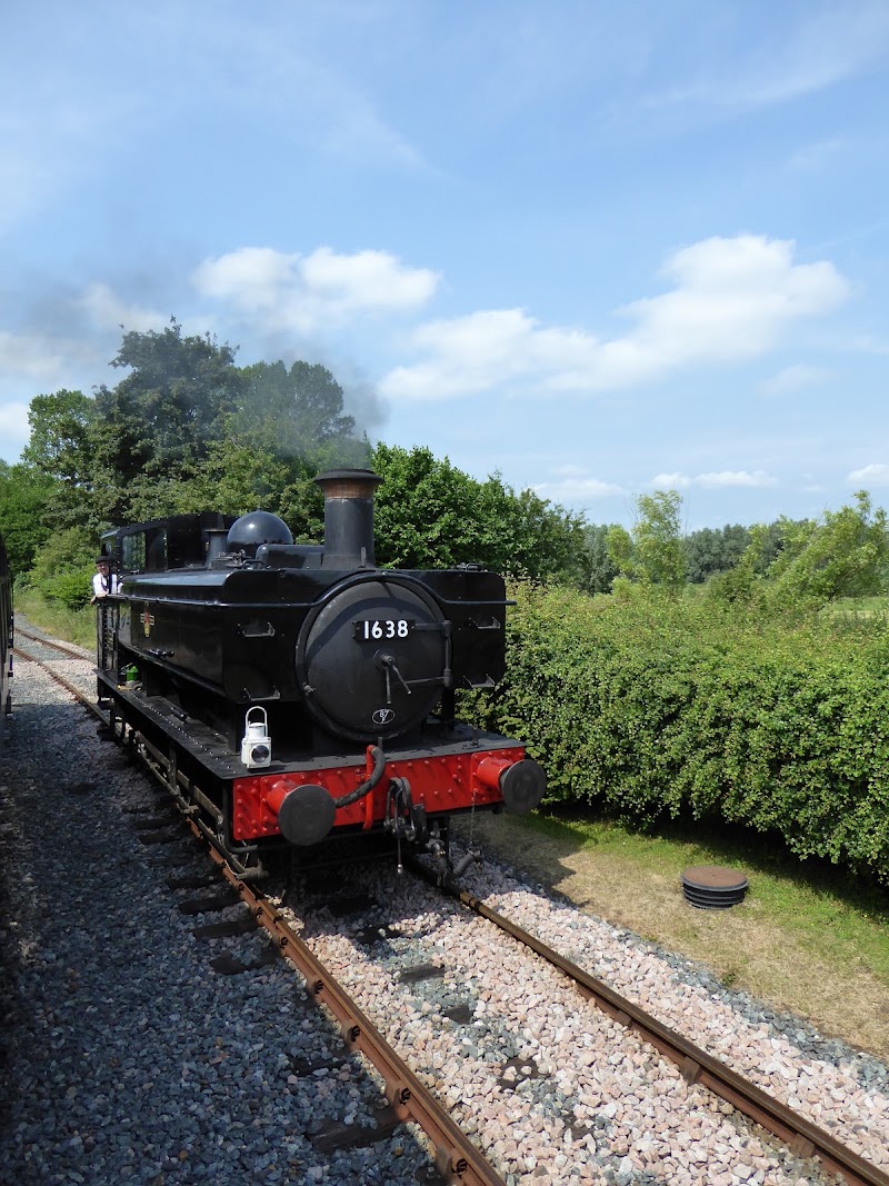 Kent & East Sussex Railway - (Tenterden Town, Station) - Kent & East Sussex Railway - (Tenterden Town, Station) Tenterden Town Station, Station Rd, Tenterden TN30 6HE, UK