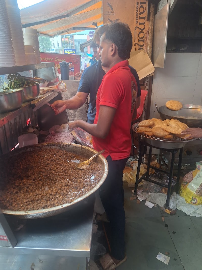 Nandakishor Di Hatti - Nandakishor Di Hatti Shop no. 4, double story, 26/1, Jail Rd, Ashok Nagar, Delhi, 110018, India