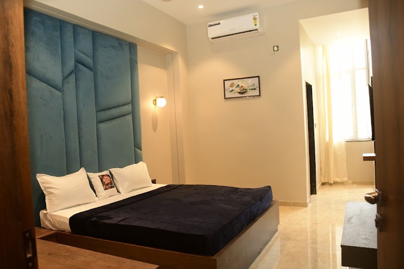 Hotel CM Park - Hotel CM Park, F675+JQR, Dharamjaigarh, Chhattisgarh 496116, India