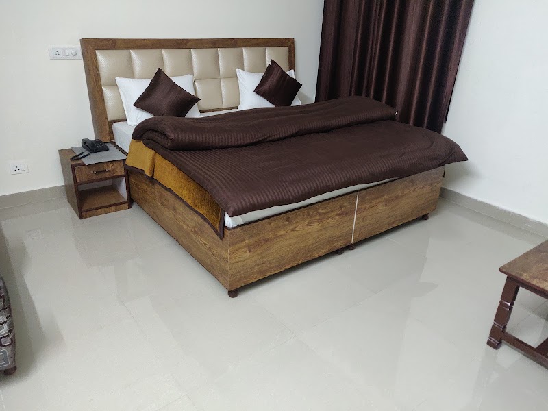 Hotel Whispering Pines - Hotel Whispering Pines, kalapul near forest rest house kalapul, cantt road, Dharamshala, Tahu, Himachal Pradesh 176215, India