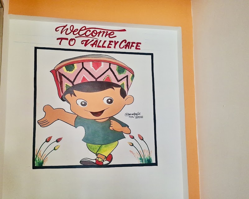 Bir Billing Valley Cafe - Bir Billing Valley Cafe, main bazar 2, minutes walk from bus stand, Bir Rd, opposite Pnb atm, Bir, Talkehr, Himachal Pradesh 175032, India