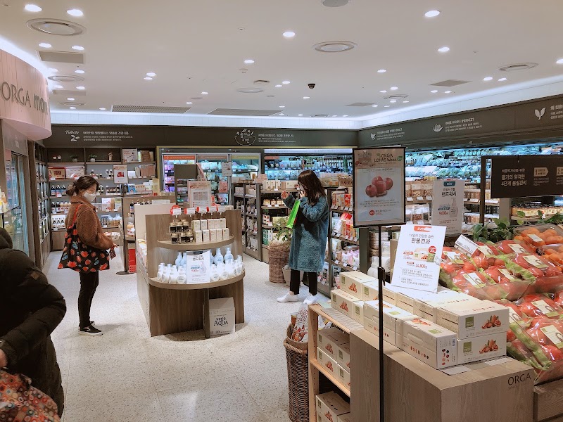 LOTTE Department Store Jamsil - LOTTE Department Store Jamsil 240 Olympic-ro, Songpa District, Seoul, South Korea