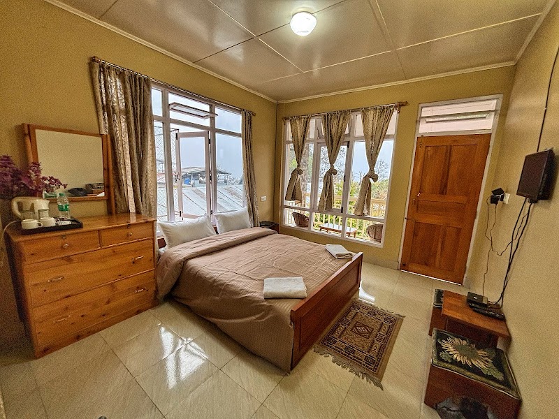 Shikher Guest House - Shikher Guest House, Mahakal Dara Bara Bhalukhop Rd, Tirpai, Kalimpong, West Bengal 734316, India
