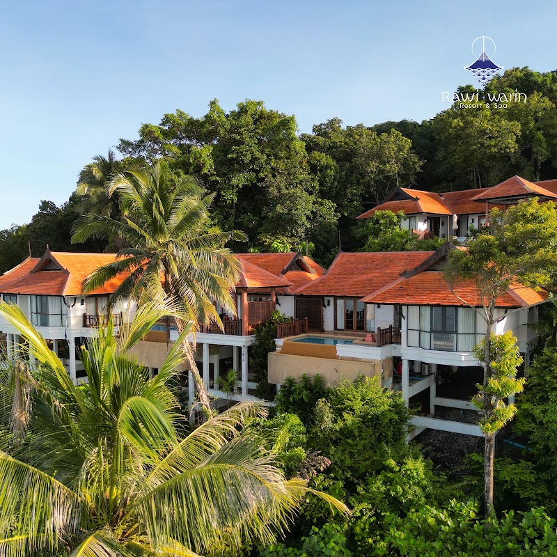 Rawi Warin Resort & Spa