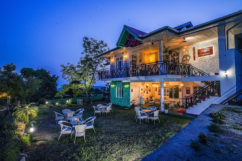 The Autumn Home - Boutique Homestay in Bir
