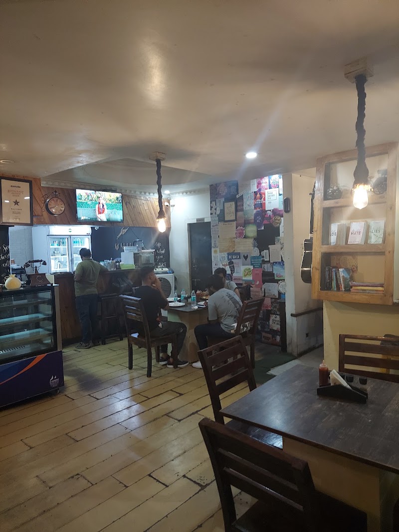 Brew n Bistro Café - Brew n Bistro Café Ground Madhu Dwarapu, Garden Building, 102, Beach Rd, near KKR Goutham School, Lawsons Bay Colony, Pedda Waltair, Visakhapatnam, Andhra Pradesh 530017, India