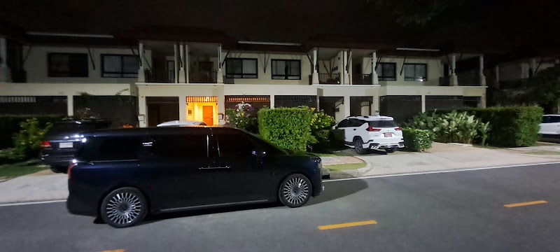 Laguna Village Gate A - Laguna Village Gate A, 8.019551, 98.301403, Bang Tao Beach, ตำบลเชิงทะเล อำเภอถลาง ภูเก็ต 83110, Thailand