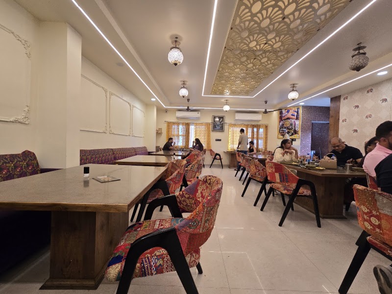 Krishna Dal Bati Restro Gulab Bagh Udaipur - Krishna Dal Bati Restro Gulab Bagh Udaipur 17, 1st Floor, Jal Darshan Market Hotel Green View Street, Gulab Bagh Rd, Old City, Brahmpuri, Udaipur, Rajasthan 313001, India