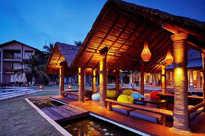 Amaranthé Bay Resort & Spa