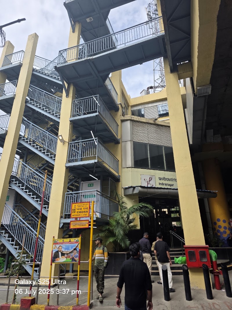 Indiranagar - Indiranagar, Chinmaya Mission Hospital Rd, Binnamangala, Stage 1, Indiranagar, Bengaluru, Karnataka 560038, India