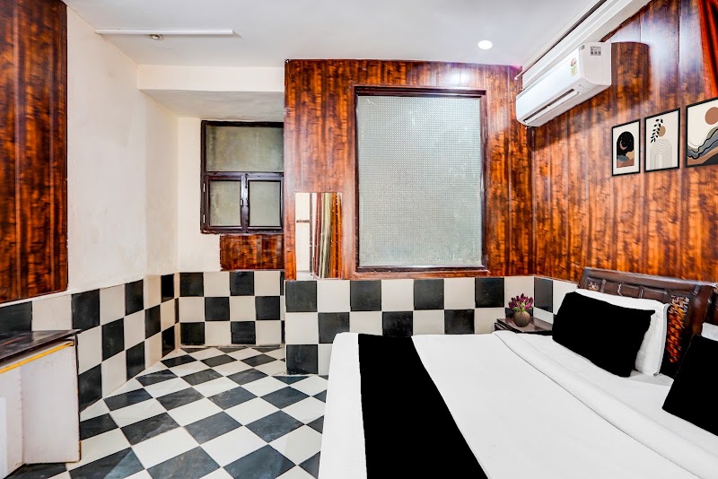 Hotel O Sector 93 Noida Formerly Grand Empire - Hotel O Sector 93 Noida Formerly Grand Empire Plot No GT-21, sector 26, Block B, Sector 92, Noida, Uttar Pradesh 201304, India
