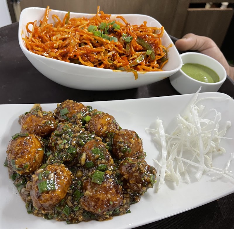 Lark (Pure Veg Restaurant) - Lark (Pure Veg Restaurant) 18, Neelkanth Corporate Park, Neelkanth Kingdom, Vidyavihar West, Vidyavihar, Mumbai, Maharashtra 400086, India