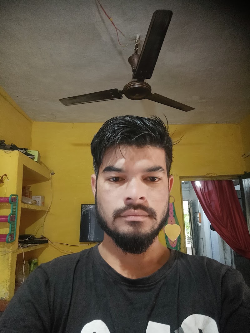 Shiv family Dhaba - Shiv family Dhaba, 6M4X+4GM, Iklehra, Madhya Pradesh 480449, India