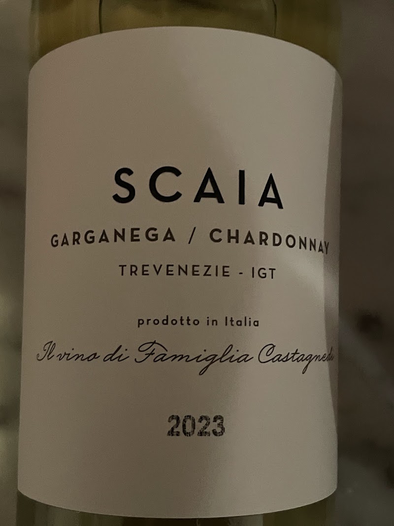 SCAIA WINE-SHOP: It looks like Wine, It feels like Community. - SCAIA WINE-SHOP: It looks like Wine, It feels like Community., Via Ceriani, 23, 37030 Colognola ai Colli VR, Italy