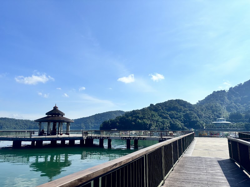 Ita Thao Pier Plaza - Ita Thao Pier Plaza Riyue Village, Yuchi Township, Nantou County, Taiwan 555