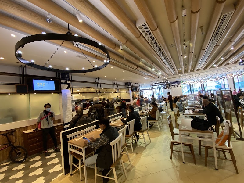 Maxim's Palace - Maxim's Palace 33 Wai Yip St, Kowloon Bay, Hong Kong
