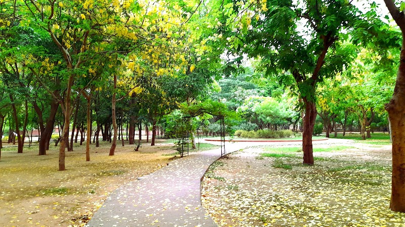 Tau Devi Lal Park - Tau Devi Lal Park Sector 22 Rd, Sector 22B, Sector 22A, Sector 22, Gurugram, Haryana 122015, India