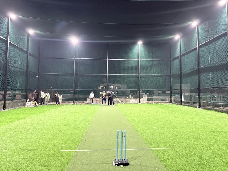 Royal Turf Pavilion - Royal Turf Pavilion No 74, Bismillah shadi mahal Building, road, B M Layout, Venkateshpuram, Kadugondanahalli, Bengaluru, Karnataka 560045, India
