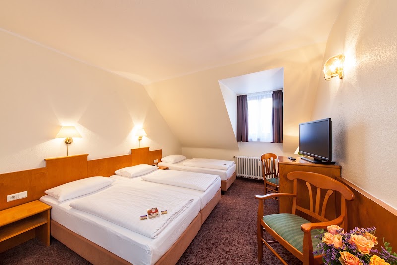 Hotel Ahl Meerkatzen - Hotel Ahl Meerkatzen, Mathiasstraße 21, 50676 Köln, Germany