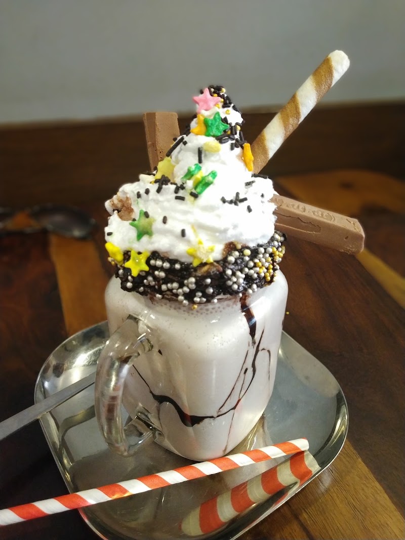 Mirror Coffee And Kitchen - Mirror Coffee And Kitchen Javkar plaza, Jayastambha, Ratnagiri, Maharashtra 415612, India