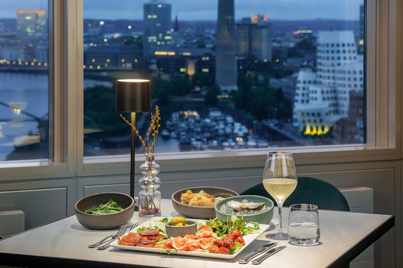 INNSiDE by Meliá Düsseldorf Hafen - INNSiDE by Meliá Düsseldorf Hafen Speditionstraße 9, 40221 Düsseldorf, Germany