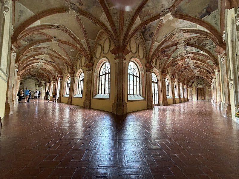 Zlatá koruna Monastery - Zlatá koruna Monastery, Zlatá Koruna 1, 382 02 Zlatá Koruna, Czechia