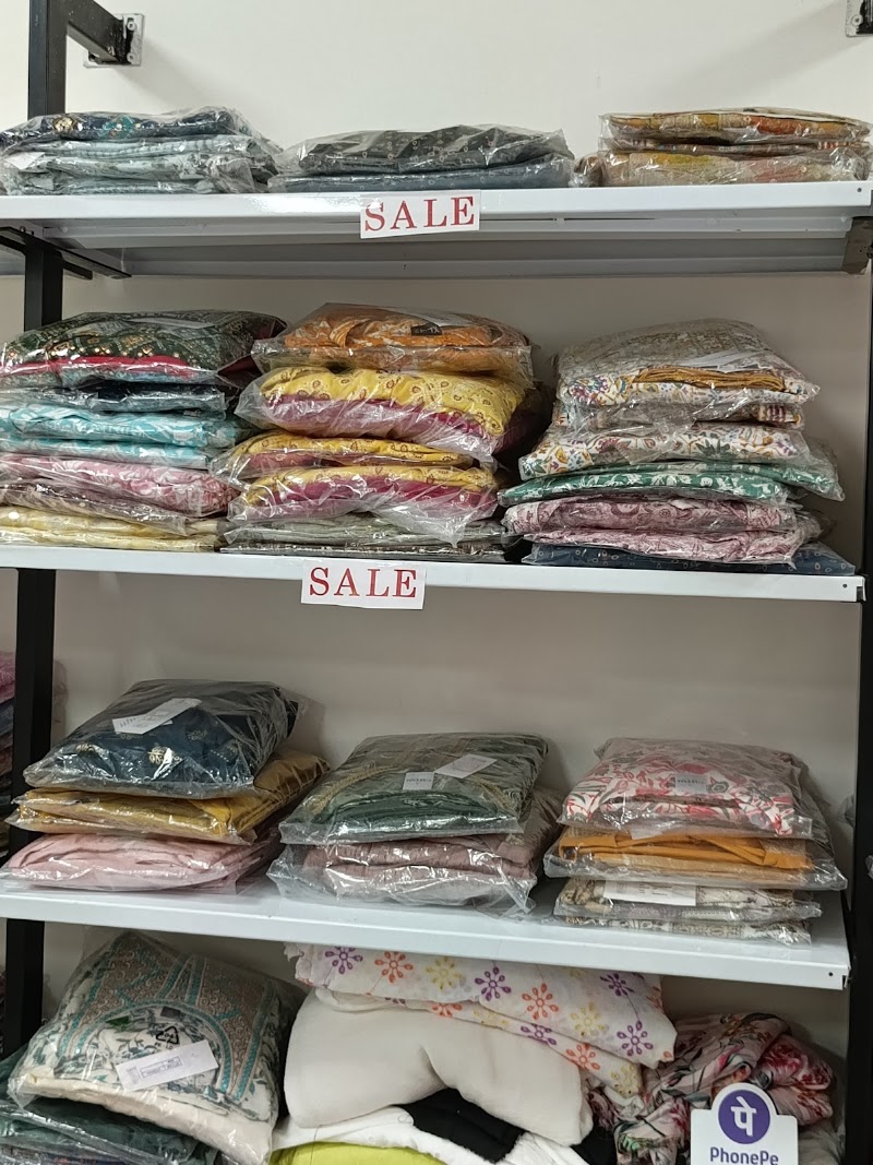 Vineshaa Fashion Store & Boutique (The Bespoke Boutique in Gurugram) - Vineshaa Fashion Store & Boutique (The Bespoke Boutique in Gurugram) Shop No. 12, Kataria Complex, opposite Ramprastha City, Sector 37D, Gurugram, Haryana 122006, India