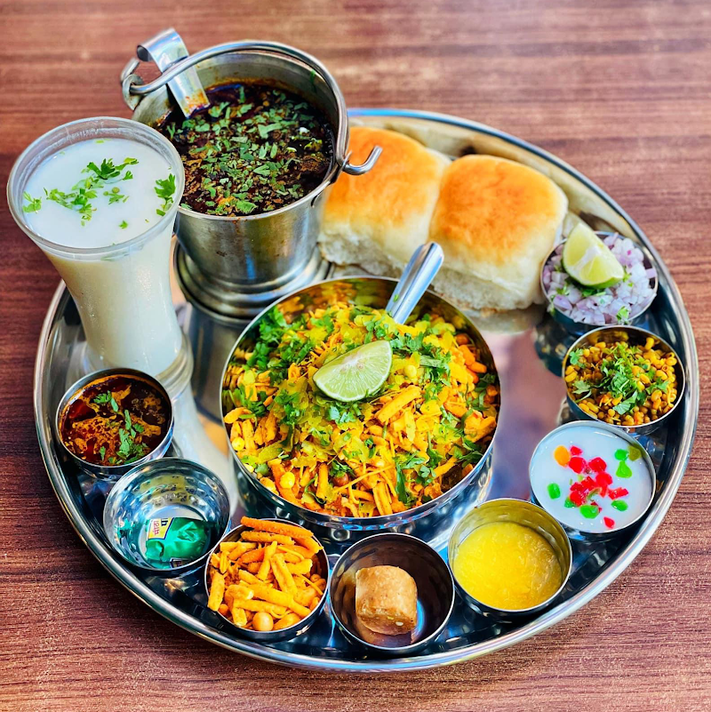 Pune Misal House 1998 - Pune Misal House 1998 Pune Misal House, Sujal Apartments, opp Shubharambh Lawns, D P Road Mhatre Bridge, Vakil Nagar, Erandwane, Nalstop, opp. Roots 9, near Deenanath Mangeshkar Hospital, Vakil Nagar, Erandwane, Pune, Maharashtra 411052, India