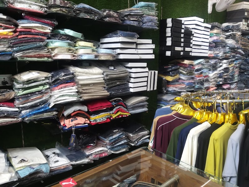 Surplus Vns - Surplus Vns, C. 19/15-1 AB, Fatman Rd, near Agrawal Sanitary, Badshahbag mod, Ramakanth Nagar, Sigra, Varanasi, Uttar Pradesh 221002, India