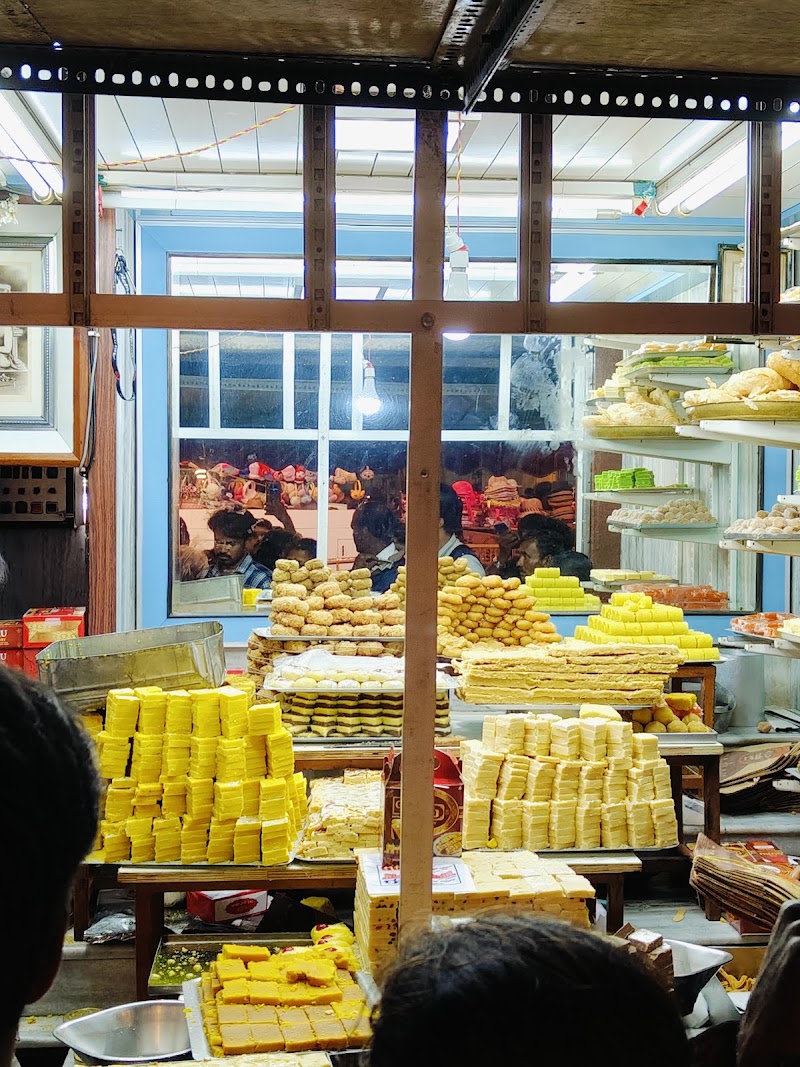 Guru Sweet Mart - Guru Sweet Mart, Shop No: 1, Devaraja Market Building, Near K.R. Circle, Sayyaji Rao Rd, Devaraja Mohalla, Shivarampet, Mysuru, Karnataka 570001, India