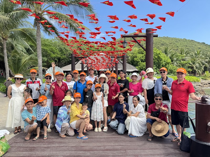 Công Ty TNHH New Life Travel - Công Ty TNHH New Life Travel, Tầng 8, Toà nhà VCN, Vĩnh Điềm Trung, Tây Nha Trang, Khánh Hòa 650000, Vietnam