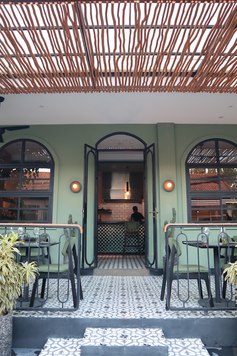 Gente Italian Seafood Restaurant Canggu - Gente Italian Seafood Restaurant Canggu Jl. Tegal Sari No.21, Berawa, Canggu, Bali, Kabupaten Badung, Bali 80361, Indonesia
