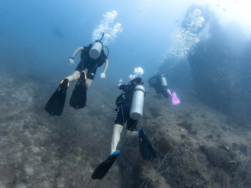 NAVA Scuba Diving - NAVA Scuba Diving, 18/25, Koh Tao, Koh Phangan, สุราษฎร์ธานี 84360, Thailand