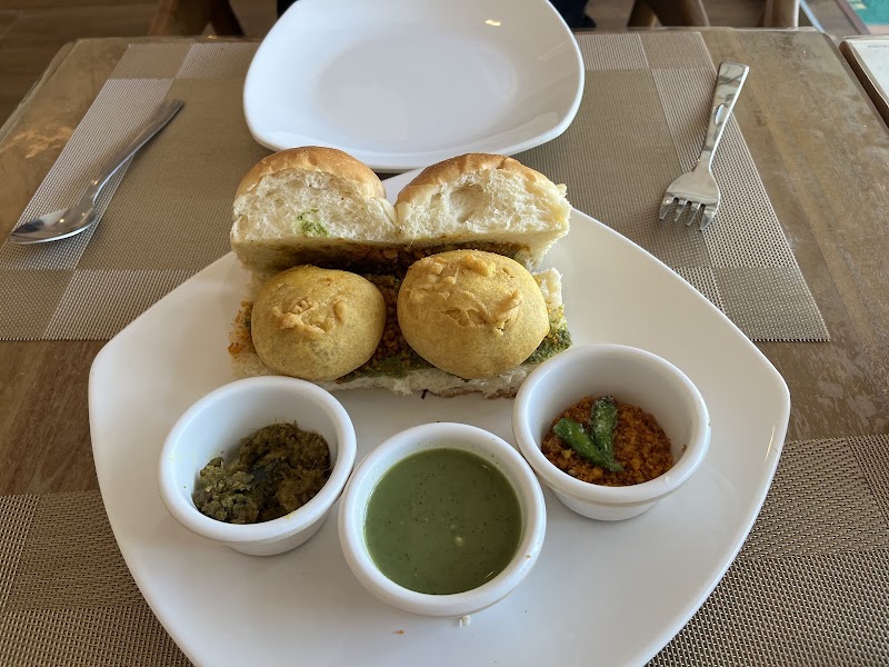 Sukh Saga Veg Rasoi PT - Pure Veg, Jain & Swaminarayan - Sukh Saga Veg Rasoi PT - Pure Veg, Jain & Swaminarayan, Jl. Kunti I No.8, Seminyak, Kec. Kuta, Kabupaten Badung, Bali 80361, Indonesia