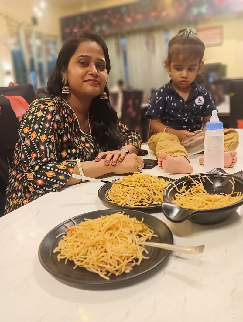 Madhur Restaurant & Banquet - Madhur Restaurant & Banquet Traffic Chauraha, Stanley Rd, Juhi Colony, Vivek Vihar Colony, Old Katra, Prayagraj, Uttar Pradesh 211002, India