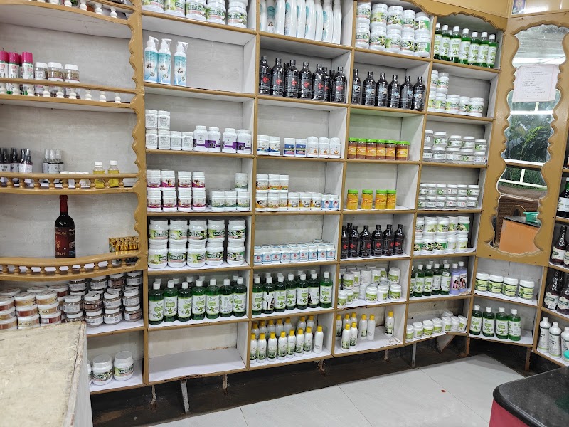 Indian Spices and Herbal Garden - Indian Spices and Herbal Garden, 2RQW+C98, Valara - Vadakkechal Rd, Chillithodu, Keralam 685561, India