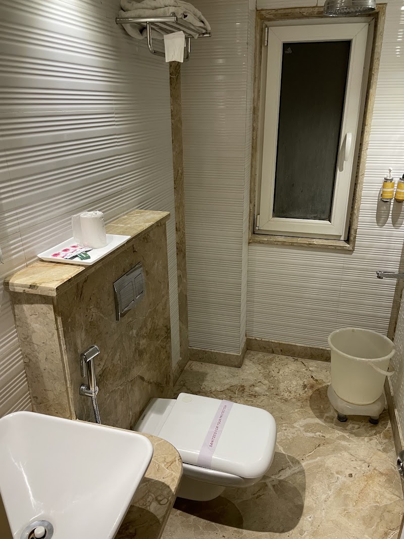Hotel City Empire-New Delhi Railway Station - Hotel City Empire-New Delhi Railway Station Building No, 3529, Dariba Pan Rd, Ratan Lal Market, Aram Bagh, Paharganj, New Delhi, Delhi 110055, India
