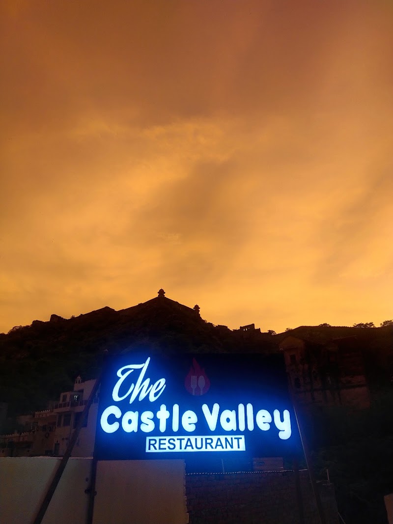 The castle valley restaurant - The castle valley restaurant Narsingh colony, ward no 1, palace, behind amer, Devisinghpura, Amer, Jaipur, Rajasthan 302028, India