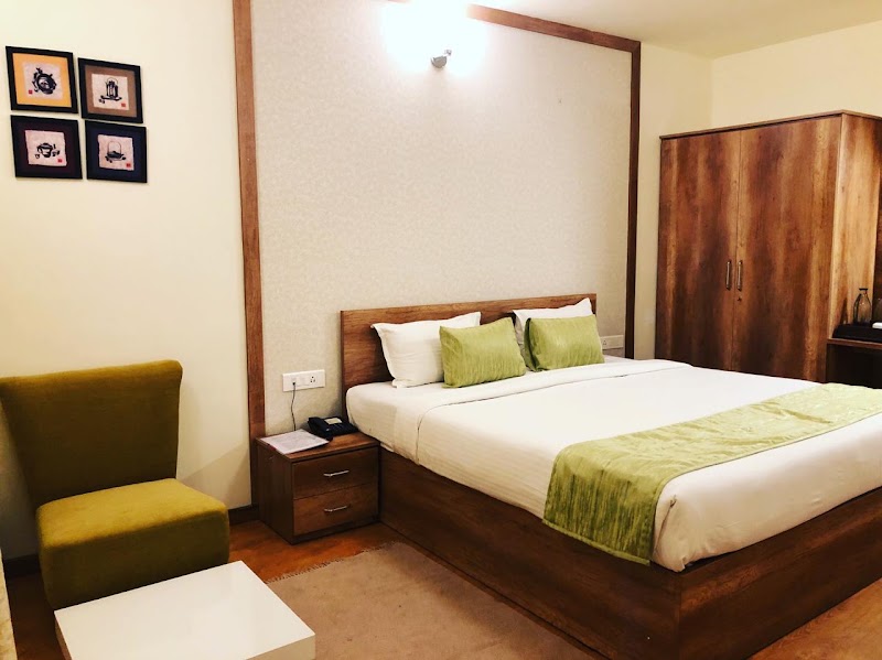 Ooty Honeymoon Package - Ooty Heritage - Ooty Honeymoon Package - Ooty Heritage Hobart Rd, Fern Hill, Ooty, Tamil Nadu 643001, India
