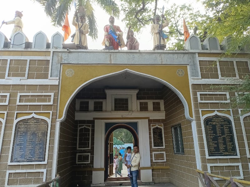 Late Sanjay Mahadeo Nimhan Gram Sanskruti Udyan - Late Sanjay Mahadeo Nimhan Gram Sanskruti Udyan Ward No. 9, Ward No. 8, Someshwarwadi, Pashan, Pune, Maharashtra 411021, India