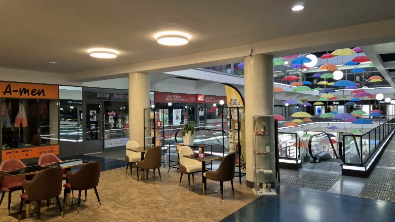 Shopping centrum Černá růže - Shopping centrum Černá růže, 12, Na Příkopě 853, Nové Město, 110 00 Praha-Praha 1, Czechia