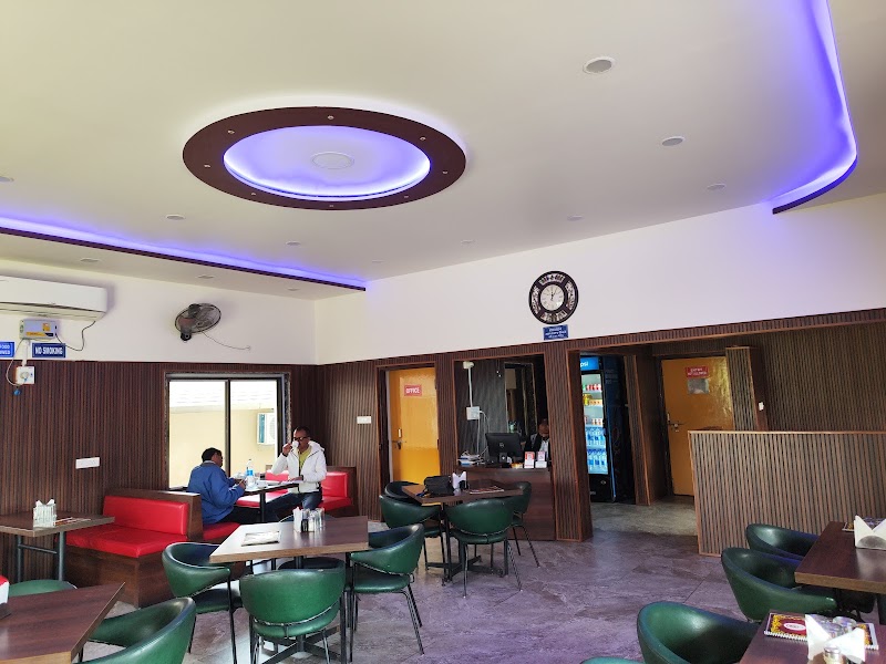 Vi mini store - Vi mini store, Raja Raghuraj Singh Stadium, Agrasen Chowk, near IDBI Bank, Bilaspur, Telipara, Chhattisgarh 495001, India
