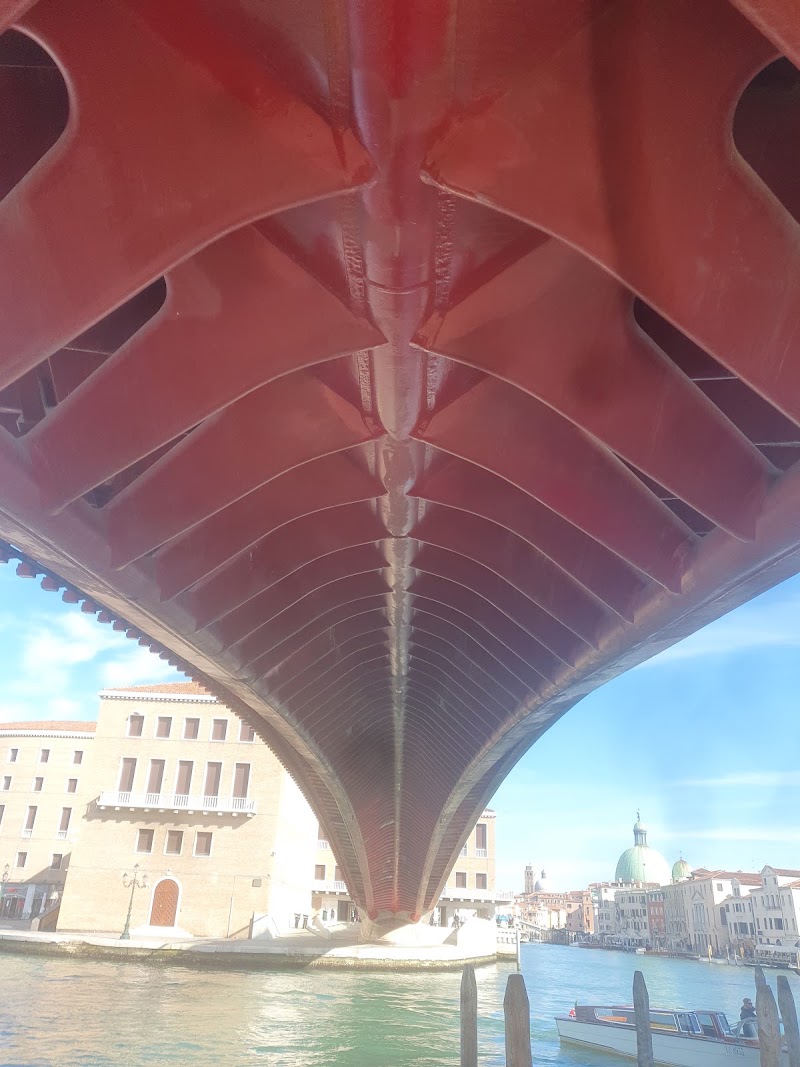 Ponte dei Tre Archi - Ponte dei Tre Archi Fondamenta Cannaregio, 30121 Venezia VE, Italy