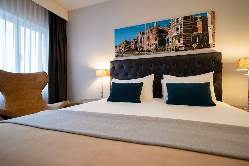 Hotel Amsterdam - Bilderberg Garden Hotel - Hotel Amsterdam - Bilderberg Garden Hotel Dijsselhofplantsoen 7, 1077 BJ Amsterdam, Netherlands
