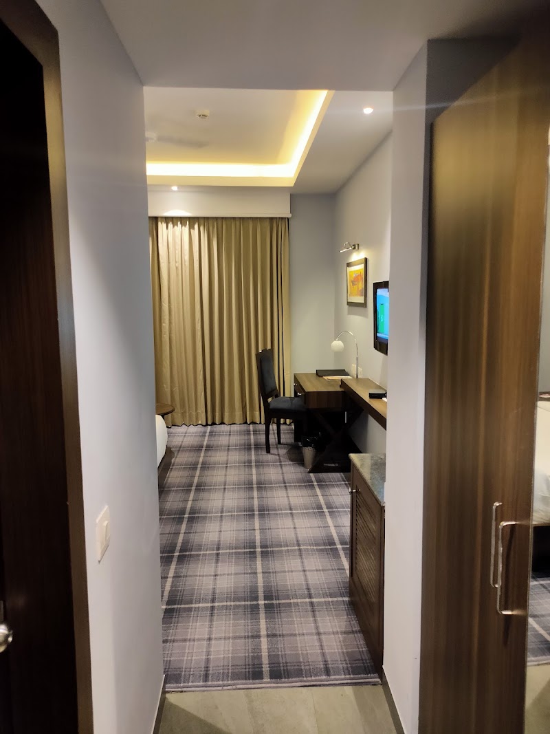 Piccadily, Raipur - Piccadily, Raipur Great Eastern Rd, Maruti Vihar, Mohba Bazar, Raipur, Chhattisgarh 492099, India