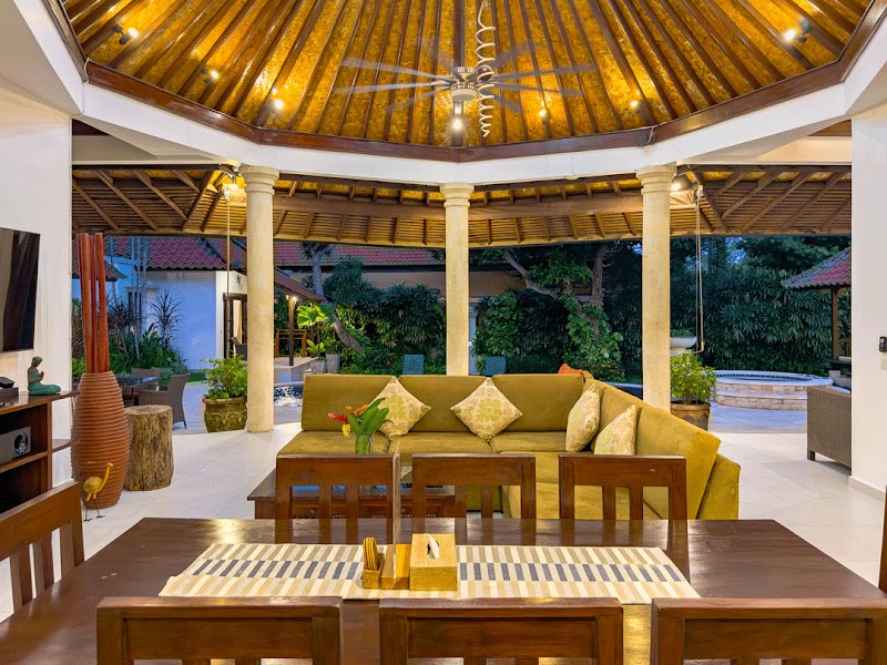 Villa Ginger Seminyak By Villa Bugis Seminyak - Villa Ginger Seminyak By Villa Bugis Seminyak Villa Ginger, Jl. Abimanyu Gg. Melon, Seminyak, Kec. Kuta, Kabupaten Badung, Bali 80361, Indonesia