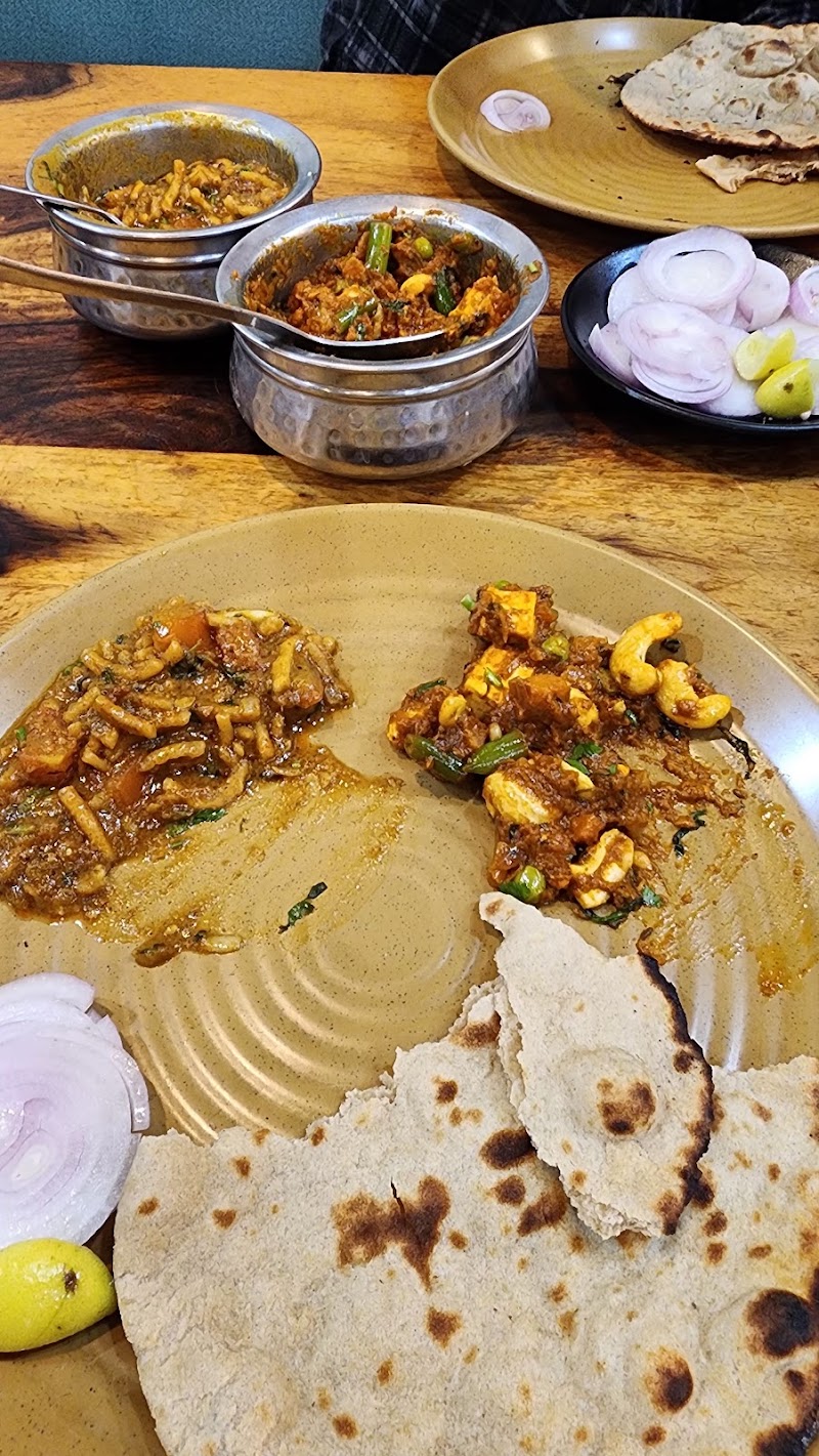 Singh Punjabi Dhaba - Singh Punjabi Dhaba 1 Rasbaug, 100 Feet Rd, Mali Colony, Gayariawas, Central Area, Udaipur, Rajasthan 313002, India