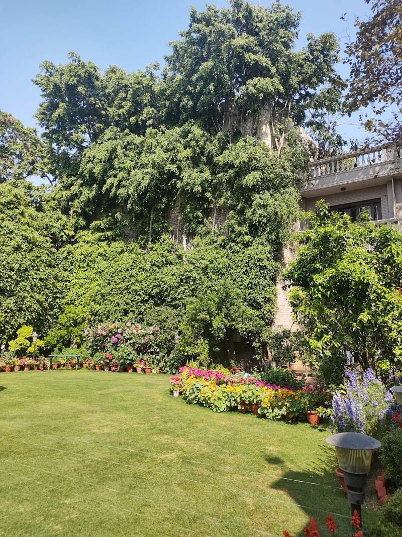The Estate Villa - The Estate Villa (B, Sultanpur Mandi Rd, Sultanpur, New Delhi, Delhi 110030, India