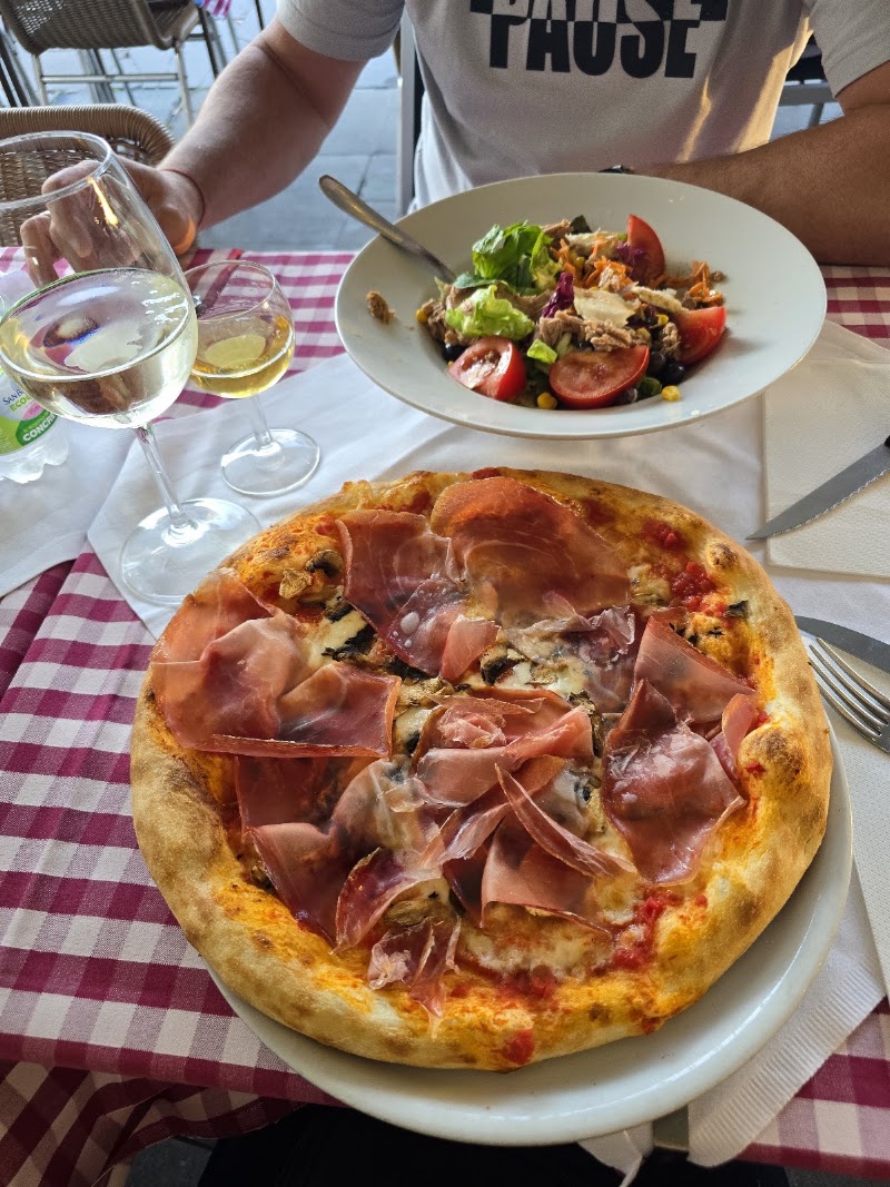 Cafe Risorgimento - Cafe Risorgimento Piazza del Risorgimento, 63, 00192 Roma RM, Italy